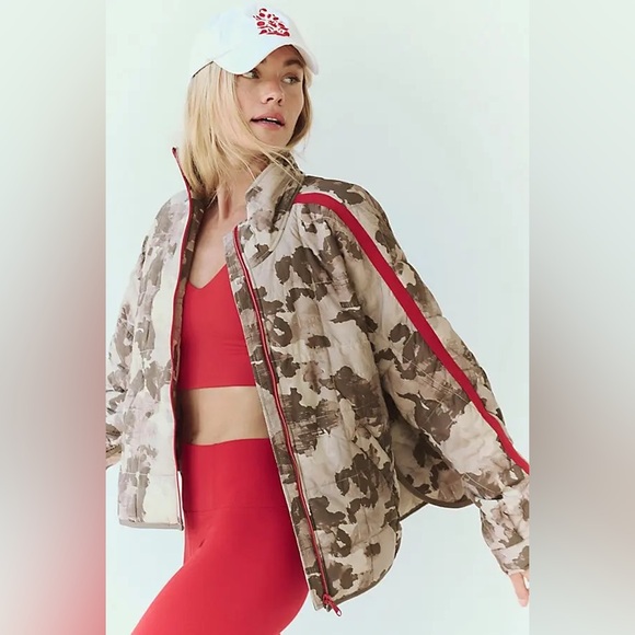 FP Movement by Free People Jackets & Blazers - NWT FP Movement Pippa Printed Packable Puffer Jacket ~Dusted Almond~
